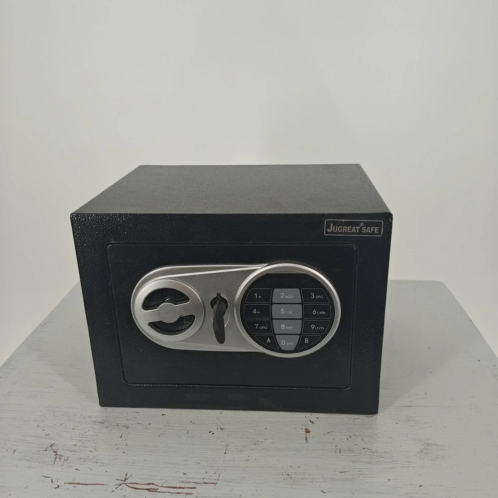 10 X 7 JUGREAT Safe Cabinet Keypar with Key and Batteries Gun Fire Resistant
